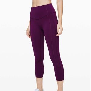 LULULEMON HOST PICK All The Right places crop marvel 23”